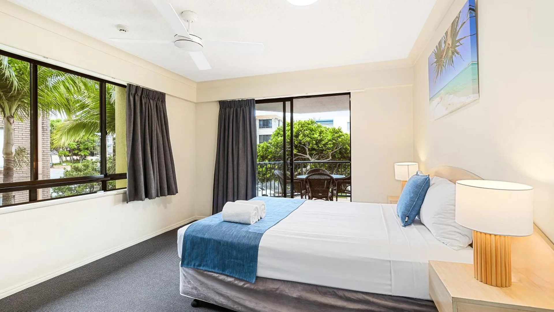 קלונדרה Belaire Place Motel Apartments מלון דירות