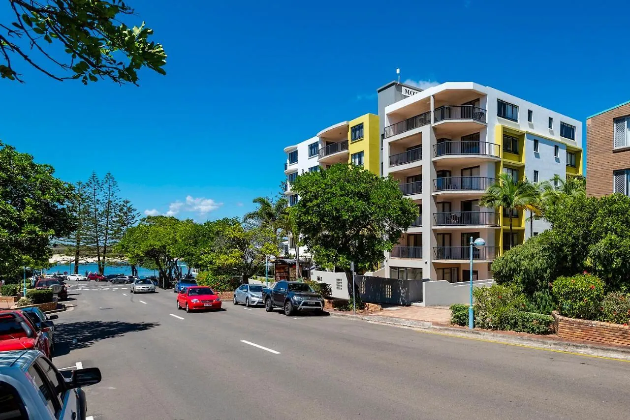 מלון דירות קלונדרה Belaire Place Motel Apartments