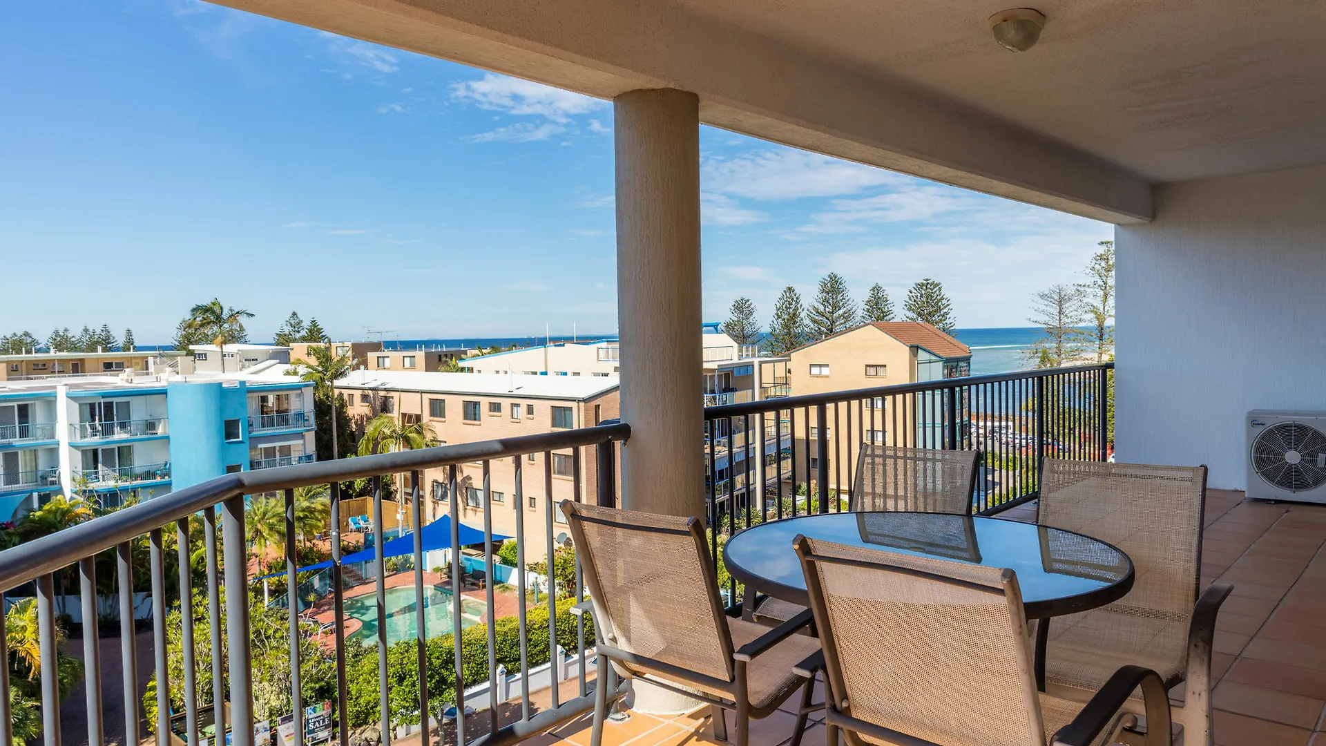 קלונדרה Belaire Place Motel Apartments 3*,  אוסטרליה