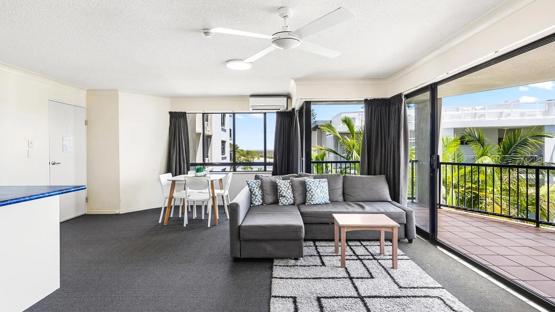 Belaire Place Motel Apartments Caloundra Aparthotel