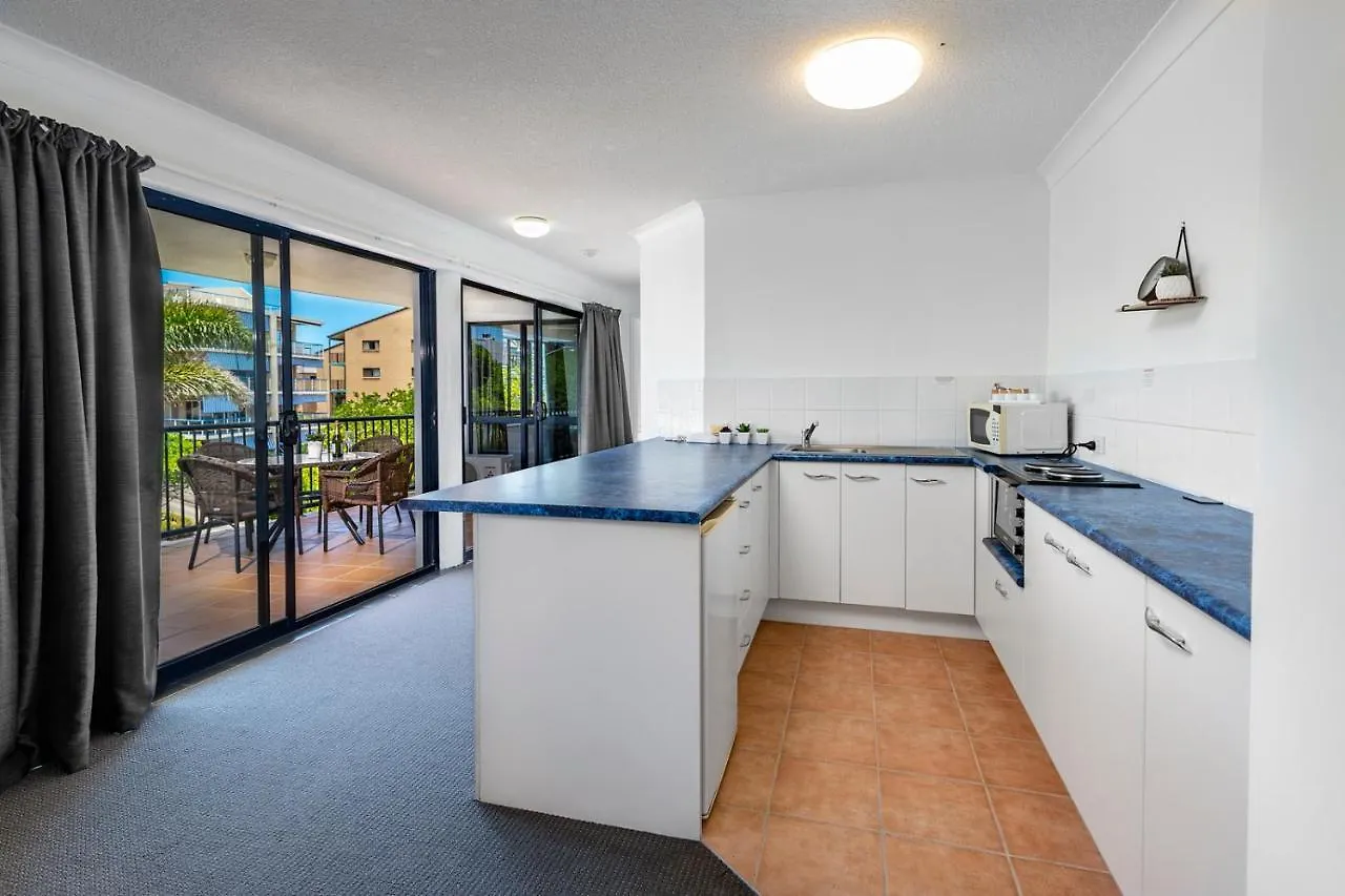 Aparthotel Belaire Place Motel Apartments Caloundra