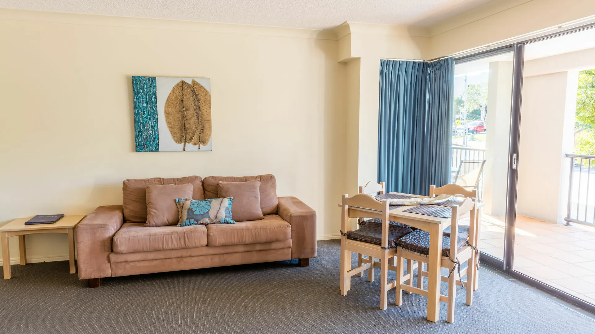 Aparthotel Belaire Place Motel Apartments Caloundra